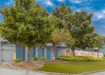 Storage Units at Mini Mall Storage - Maple Ridge - 20070 Stewart Crescent, Maple Ridge, BC